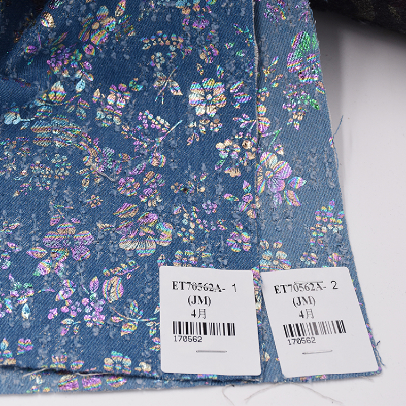 New Low Cost High Quality Stock Stretch Jacquard Patchwork Custom Embossing Denim Selvedge Fabric Supplier Denim Brut