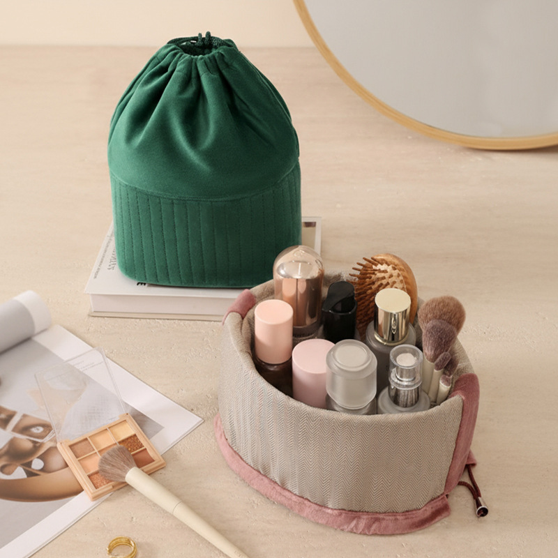 Flannel Makeup Bag Drawstring Closure Easy Storage Multifunctional Organizers Cosmetic Bag