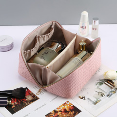 Large Capacity Travel Cosmetic Bag Portable Leather Waterproof Women Travel Makeup Bag Organizer