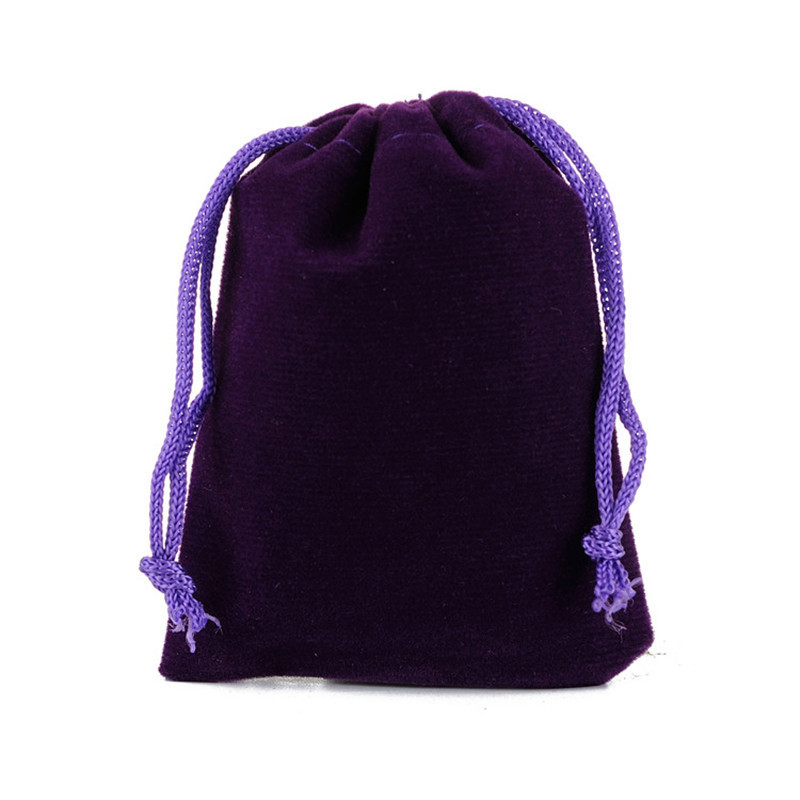 Mini Velvet Drawstring Bag – Soft, Compact Jewelry Storage Pouch