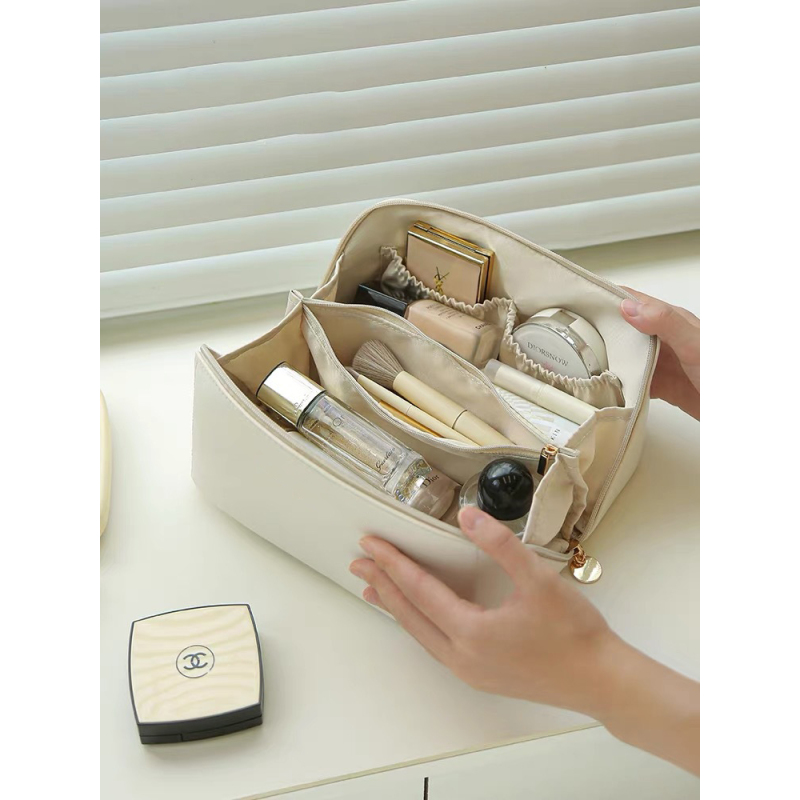 Custom Large Capacity Multi Function Waterproof Travel Makeup Cosmetic Bag