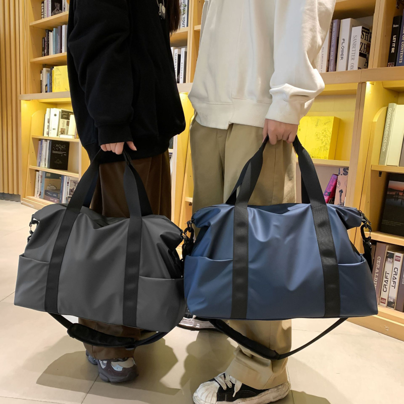 New Fashion Brand Designer Black Luxury Custom Travel Gym Duffle Bag For Girls