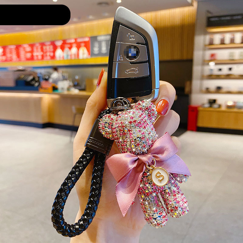 New Luxury Rhinestone Bear Keychain Woman Car Bag Pendant Key Chains Couple Gift Wholesale