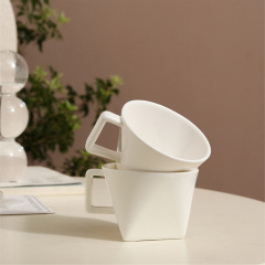Triangle coffee mug(6.42oz)