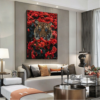 Peinture en aérosol de tigre dans la dernière peinture décorative sur toile de fleurs du porche du salon