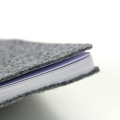 Cuaderno de tapa blanda de fieltro de lana con banda elástica