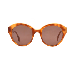 Modische Sonnenbrille mit runden Gläsern
