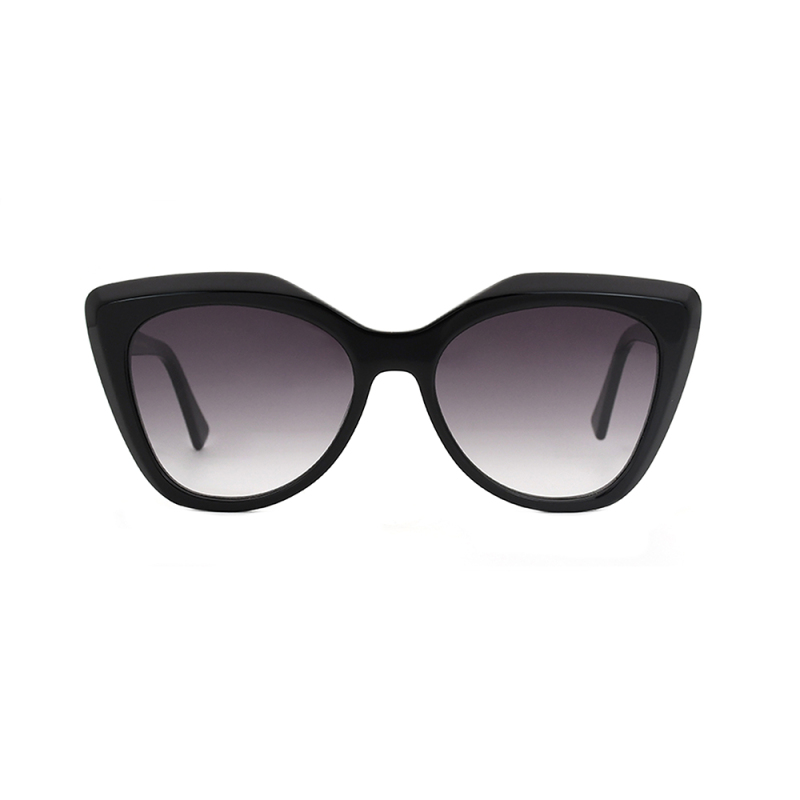Fashionable sunglasses round glasses