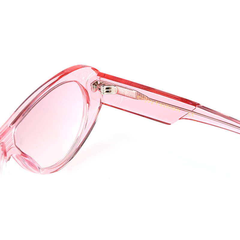 Fashionable sunglasses round glasses