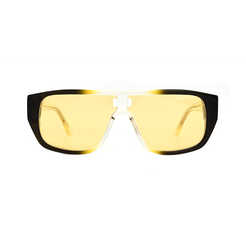 Fashionable sunglasses round glasses