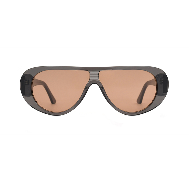 Fashionable sunglasses round glasses