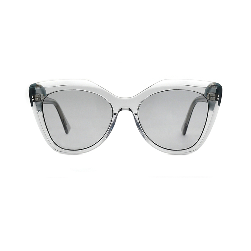 Fashionable sunglasses round glasses