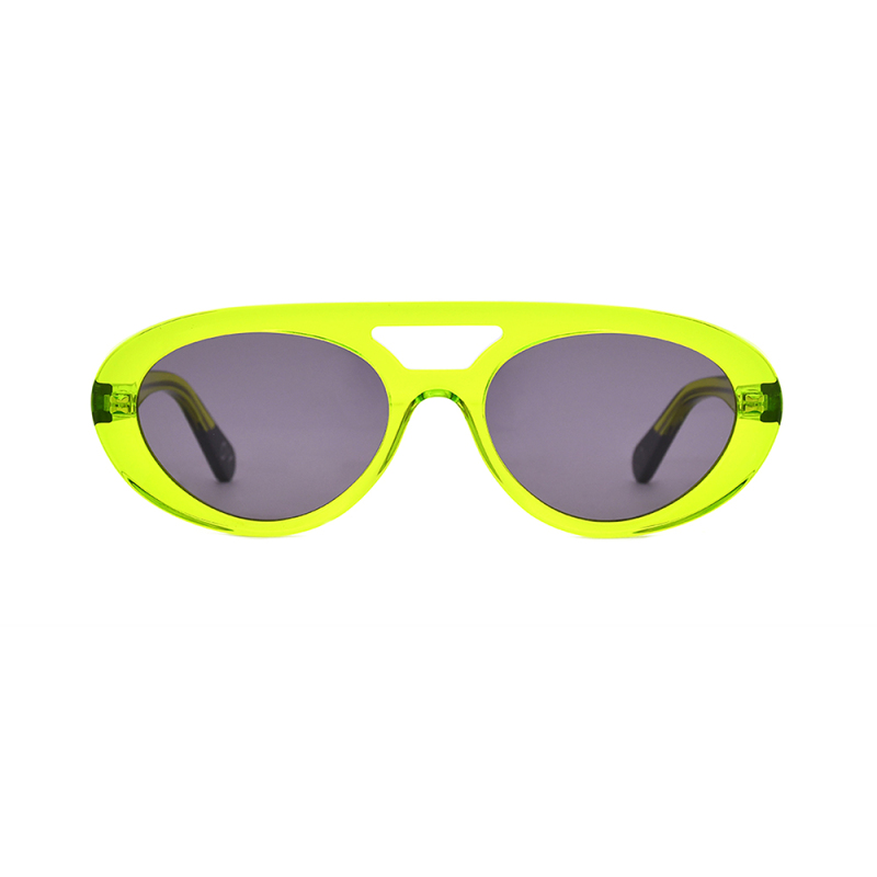 Fashionable sunglasses round glasses