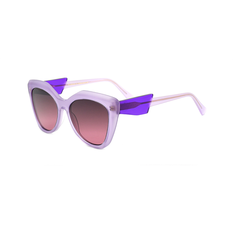 Fashionable sunglasses round glasses