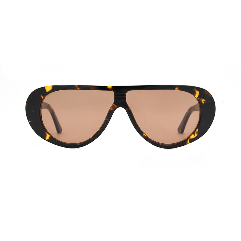 Fashionable sunglasses round glasses