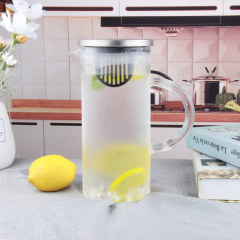 Glass carafe high quality water pitcher glass water jug with BPA free plastic infuser and metal lid