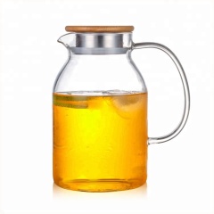 Borosilicate glass pitcher transparent glass carafe water pot with bamboo lid 2L