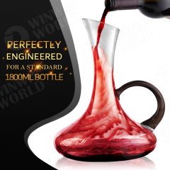 750ml Capacity Red Decanter Set Wine Aerator Hand Blown Lead Free Crystal Wine Decanter Carafe