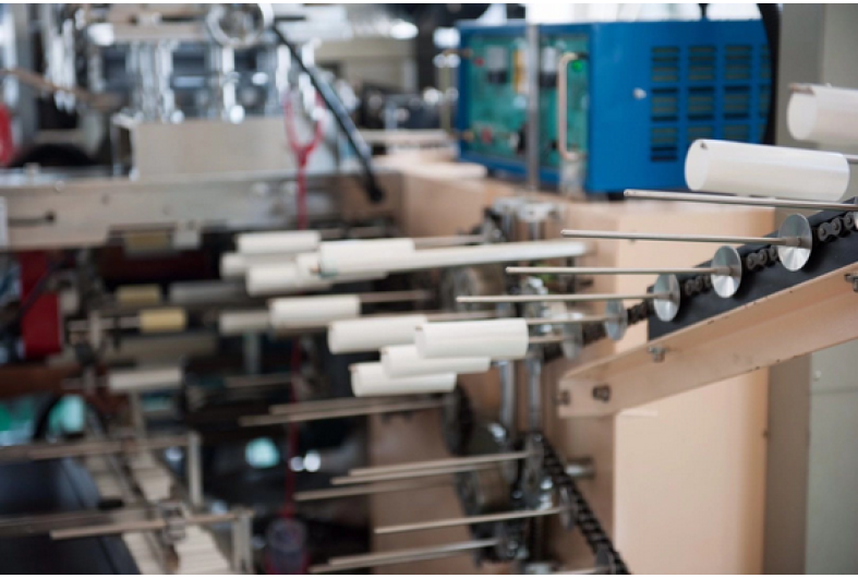 processus de production de tubes cosmétiques