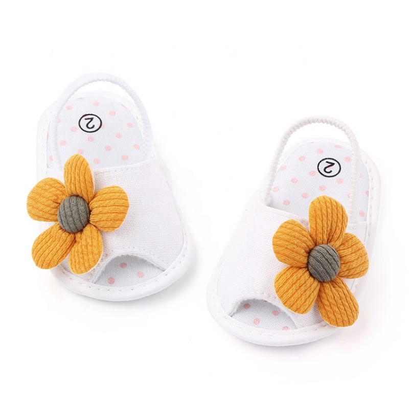 Factory cute trendy fashionations customized slide-on flower baby girl sandals