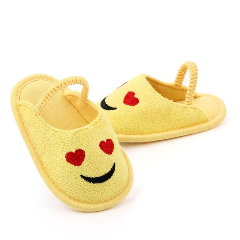 Manufacturer cute breathable slide-on baby shoes sandals