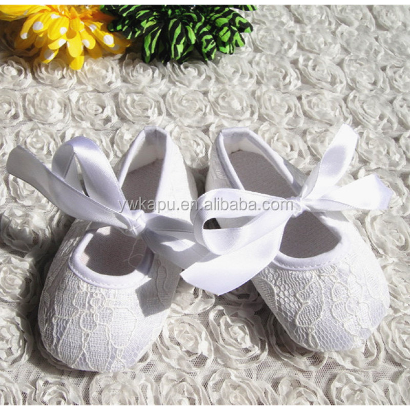 New born baby shoes kids soft sole baby lace shoes in stock