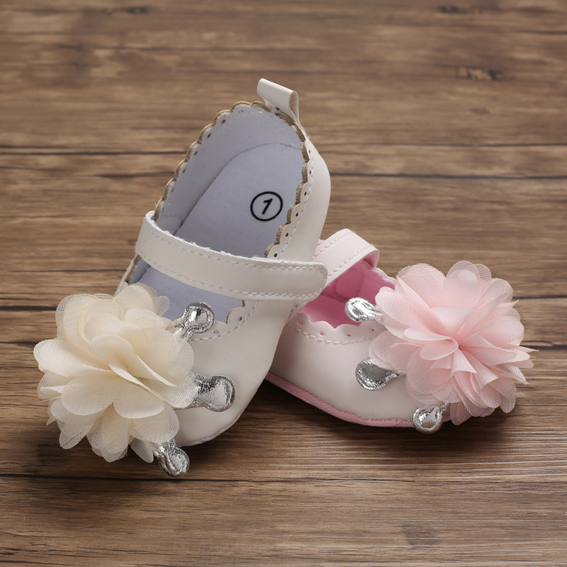 Brand New High Quality Fancy Girls Walking and Running Shoes Prewalker for Children and Baby