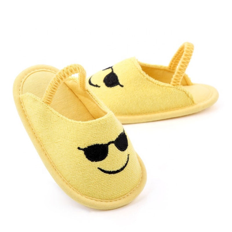 Manufacturer cute breathable slide-on baby shoes sandals
