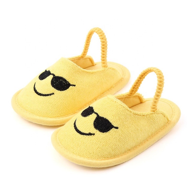 Manufacturer cute breathable slide-on baby shoes sandals