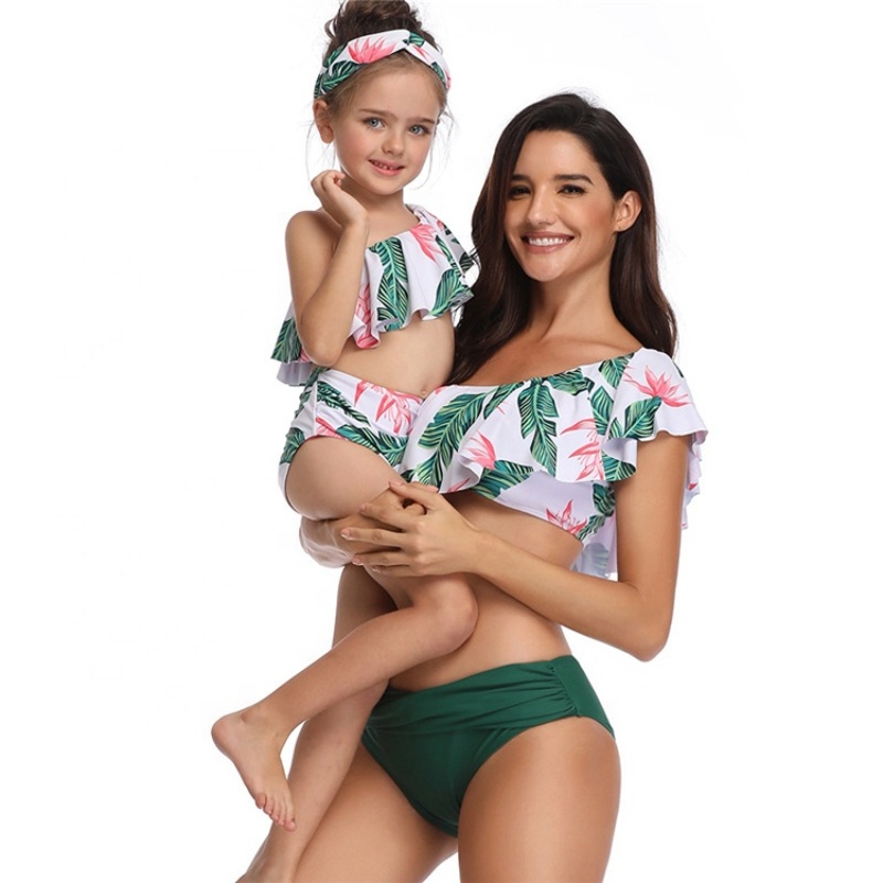High quality 2 piece   mesh beach wear designer leopard girls swimsuits children bikini set