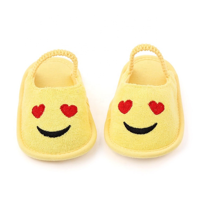 Manufacturer cute breathable slide-on baby shoes sandals