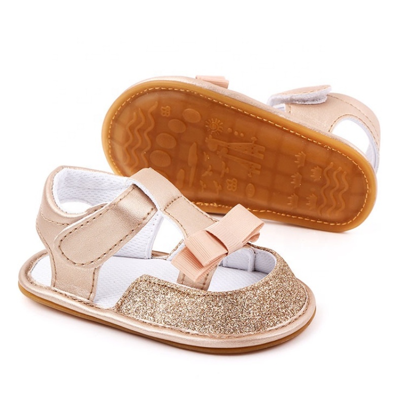 Hot selling new born baby trendy cute shoes glitter sandals