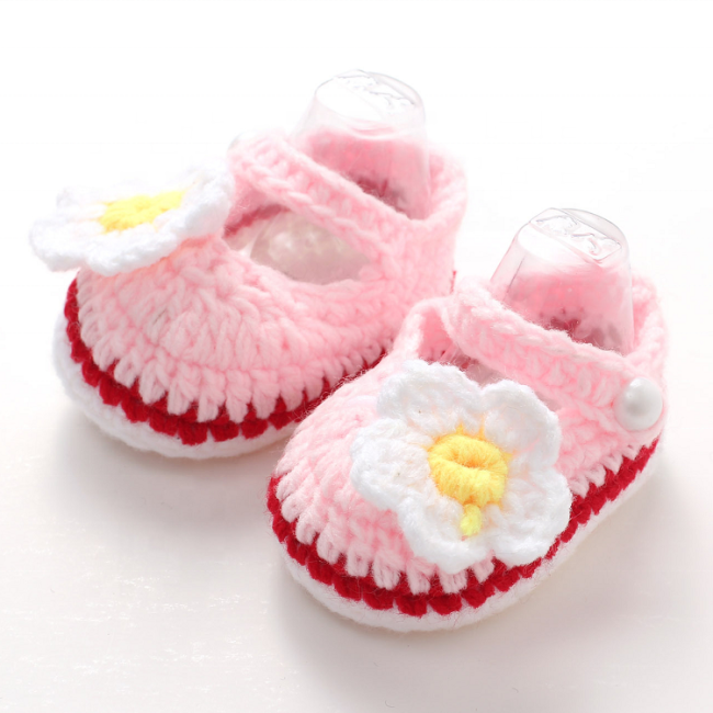 Hand-knitted production floral wool non-slip soft sole infant baby walking shoes