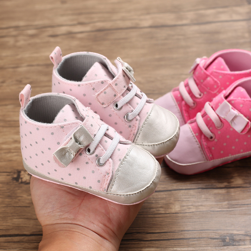 Wholesale Light Anti-Slippery White Pink Hook and Loop Canvas Shoes for Baby Girls