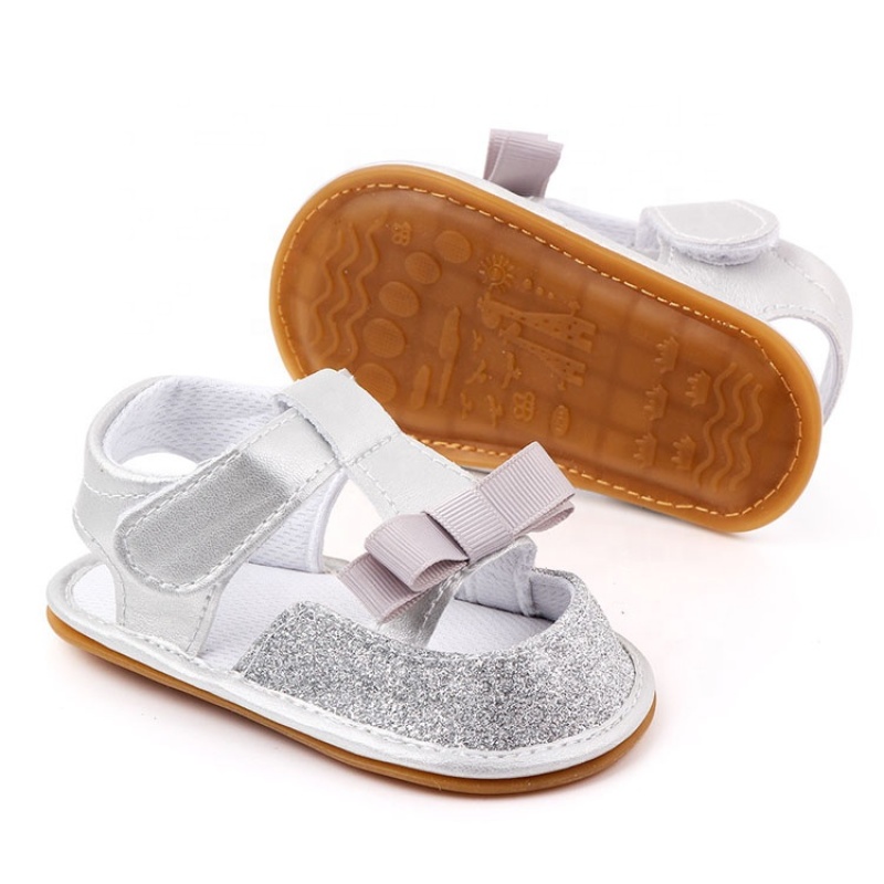 Hot selling new born baby trendy cute shoes glitter sandals