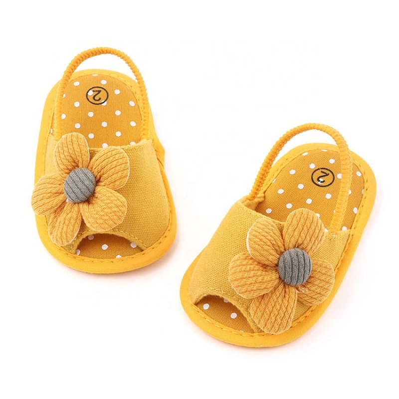 Factory cute trendy fashionations customized slide-on flower baby girl sandals