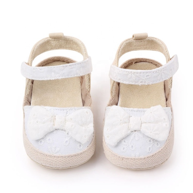 2021 designer cute white flower embroidered baby princess shoes