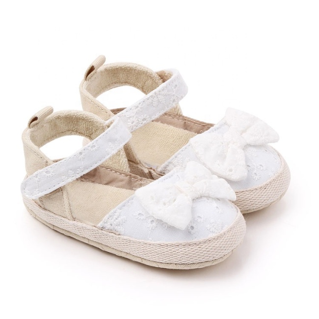 2021 designer cute white flower embroidered baby princess shoes
