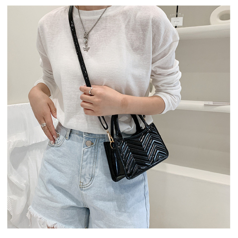 Diamond Stripe Women's Mini Fashion Handbag Shoulder Messenger Bag