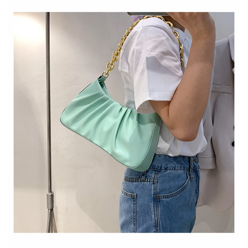 Hot Sale Leather Handbag Crossbody Chain Bag 2021 Ins New Trendy Fashion Western Style Pleated Crossbody Handbags Shoulder