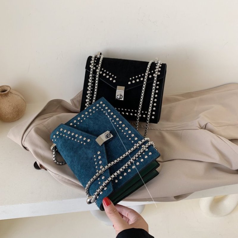 2021 Trend Fashion Rivet Handbags Crossbody Bag Women Hand Bags Luxury Purses and Handbags for Women
