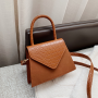 Triangle Cover Crocodile Pattern Magnetic Buckle Women's Shoulder Messenger Bag Casual Handbag