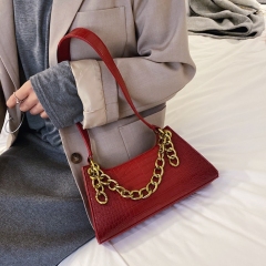 Lingge Thick Chain Handbag Retro Female Bag Shoulder Casual Underarm Bag