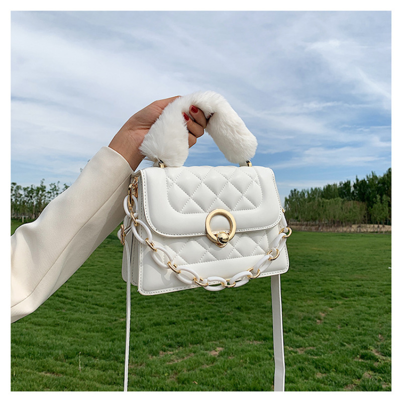 New Style Autumn Purses And Handbags Portable Press Grid Chain Fashion Crossbody Handbags Messenger Purses And Hadbags