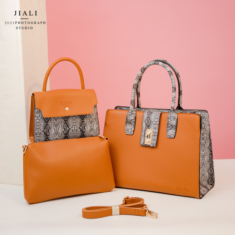 Leather Handbag Single Shoulder Messenger Bag Three-Piece Set Retro Women Purse