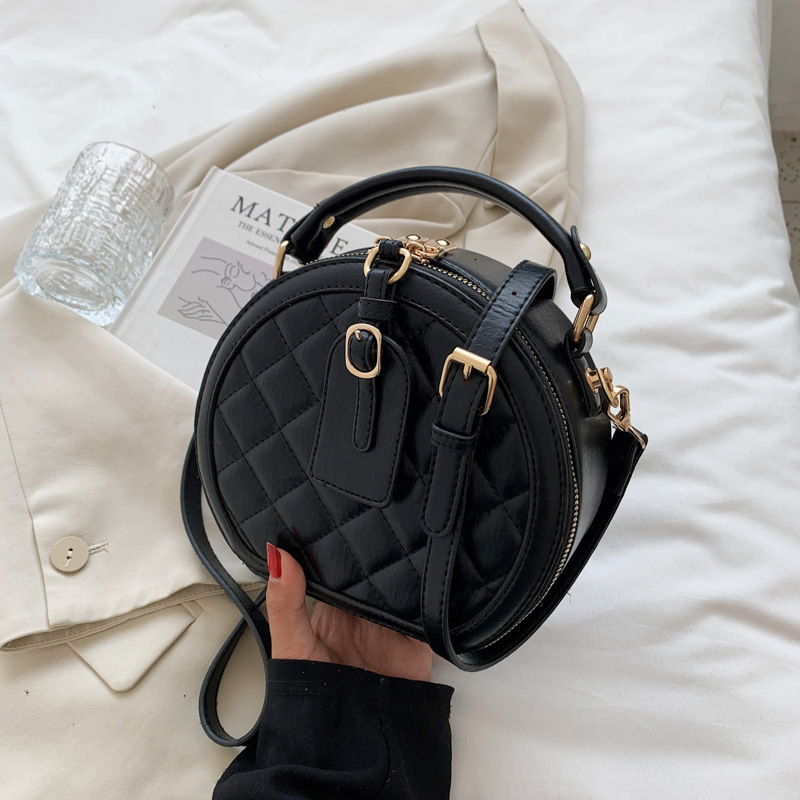 2021 New Wave Fashion Texture Portable Small Round Women Hand Bags Popular Crossbody Bag Round Cake Bag Purses And Handbags