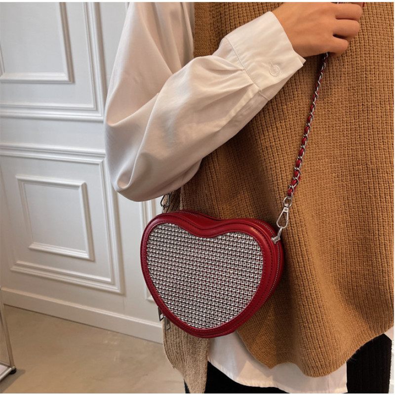 New Bright Diamonds Cute Messenger Bag Wild Heart-Shaped Chain Crossbody Bags Clutch Handbags