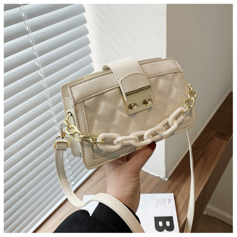 Elegant Ladies Chain Lattice Handbag 2021 Ins New Trendy Influence Fashion One-Shoulder Crossbody Bag Purses And Handbags