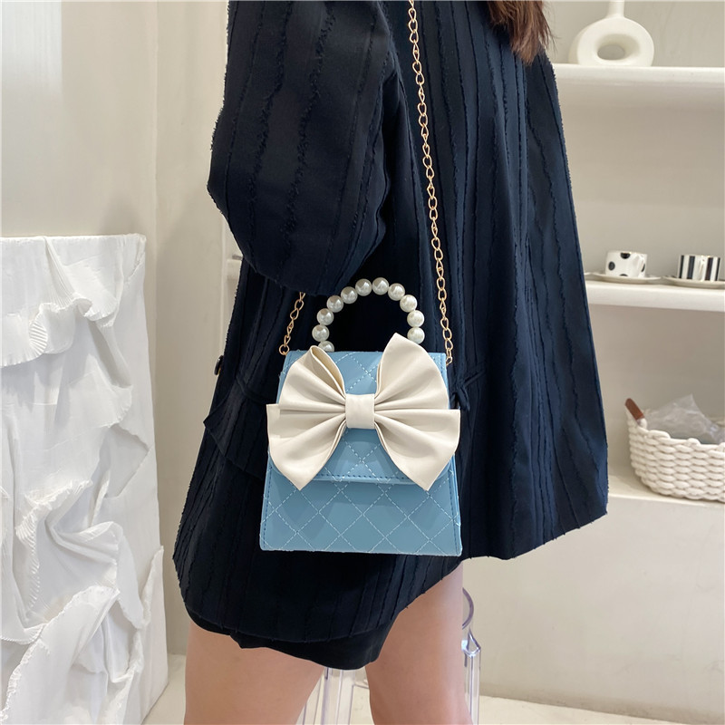 2021 New Trendy Macaron Pearl Mini Fashion Handbag Ins Bow Chain Simple One-Shoulder Messenger Bag Ladies Handbags Women Bags