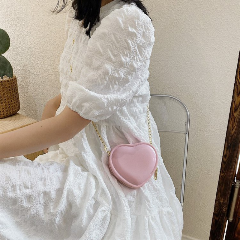 Hot selling candy colored heart-shaped purses small jelly bags women handbags luxury ladies purses